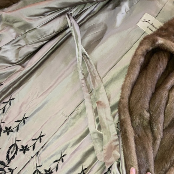 A. Hackman Furs VTG Mink Fur Coat With Beautiful Embroidered Stitching Inside - Picture 5 of 13